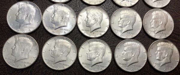 BU Roll 1964 Kennedy Half Dollars - 20 Uncirculated Coins Toned End Of Roll Coin - Image 5
